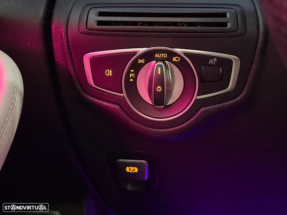 Mercedes-Benz GLC 300 d Coupé 4Matic - 28