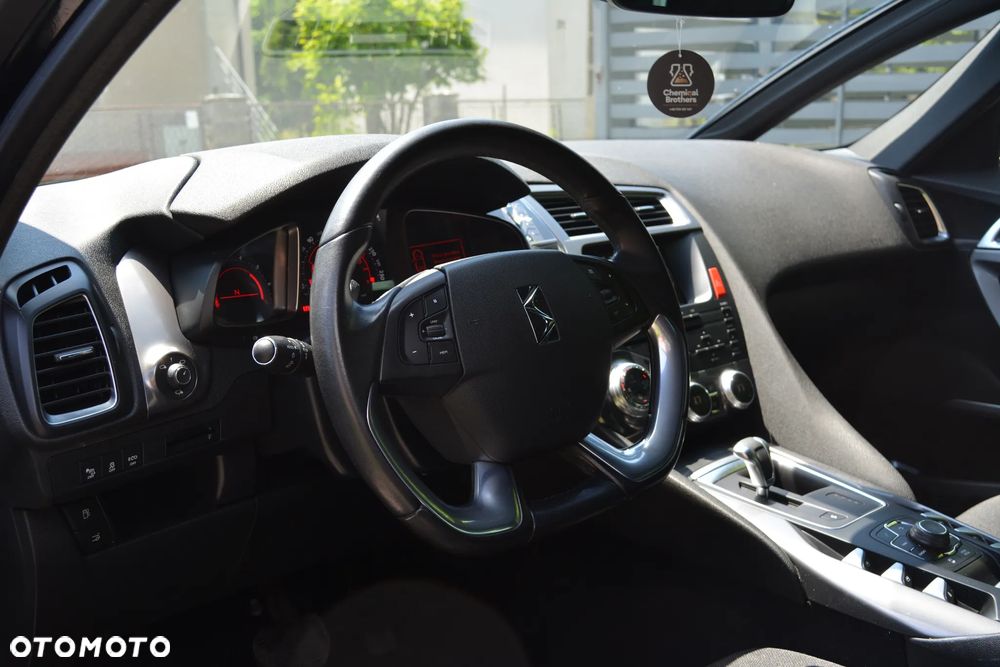 Citroën DS5 e-HDi 115 EGS6 Chic - 7