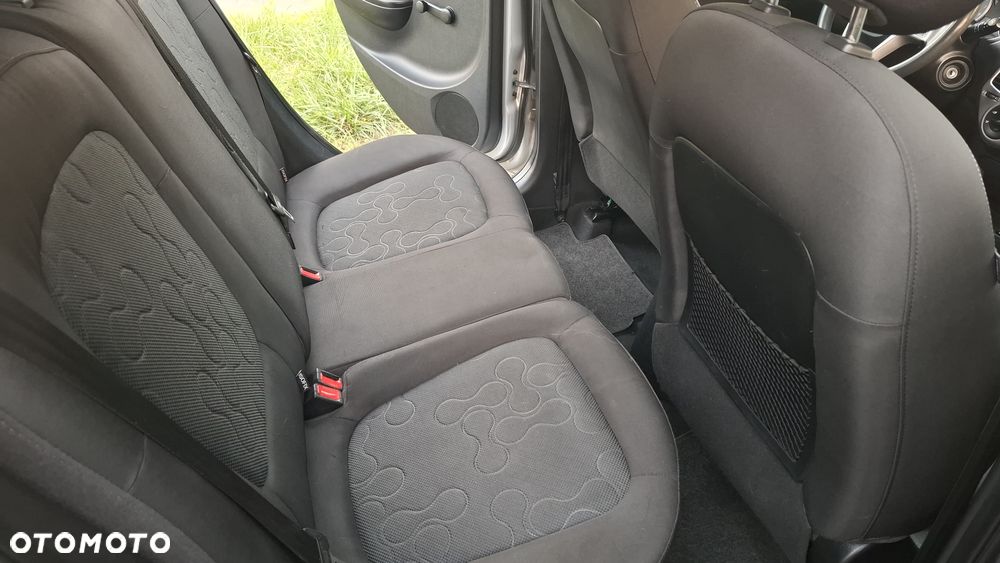 Hyundai i20 - 14