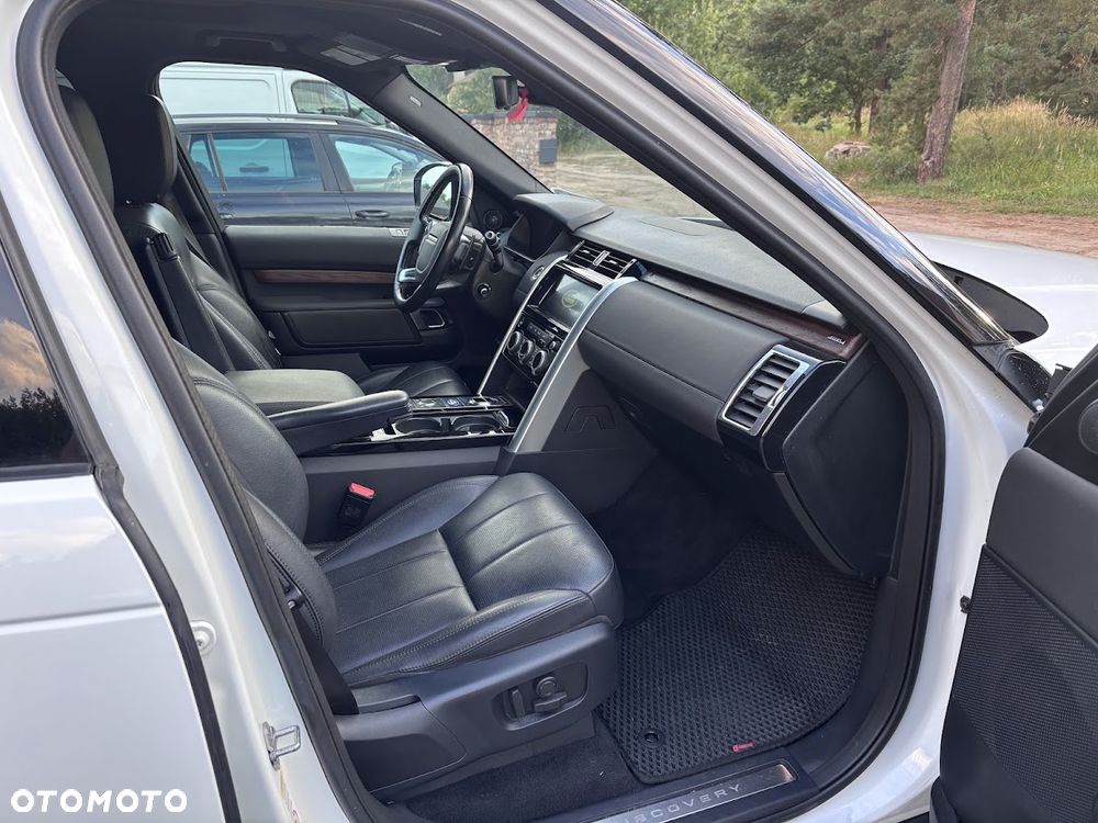 Land Rover Discovery 3.0 Si6 HSE - 11
