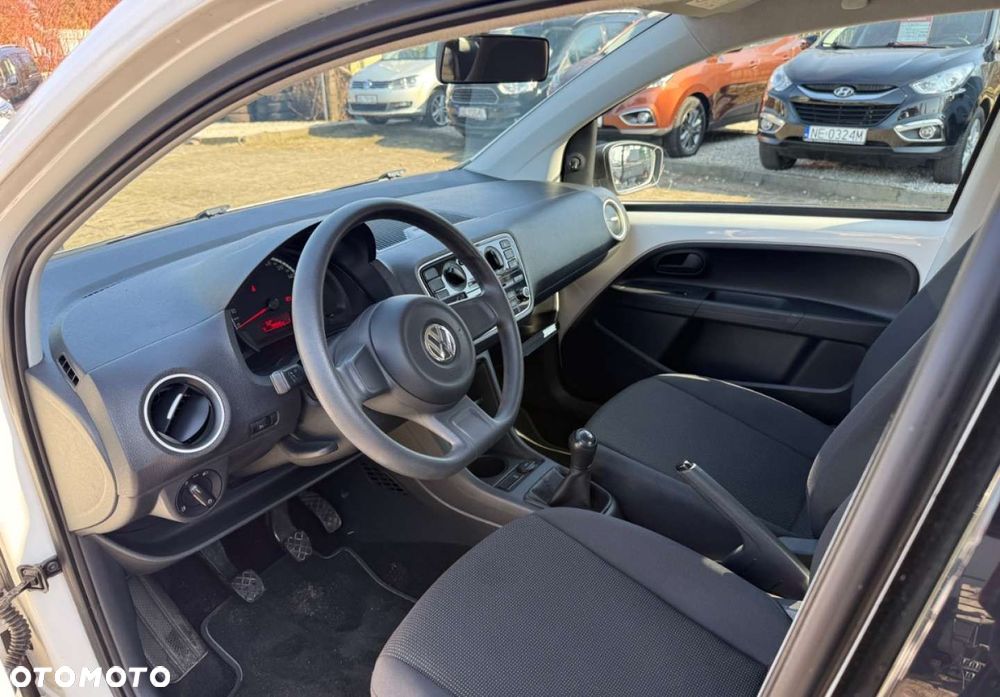 Volkswagen up! - 17