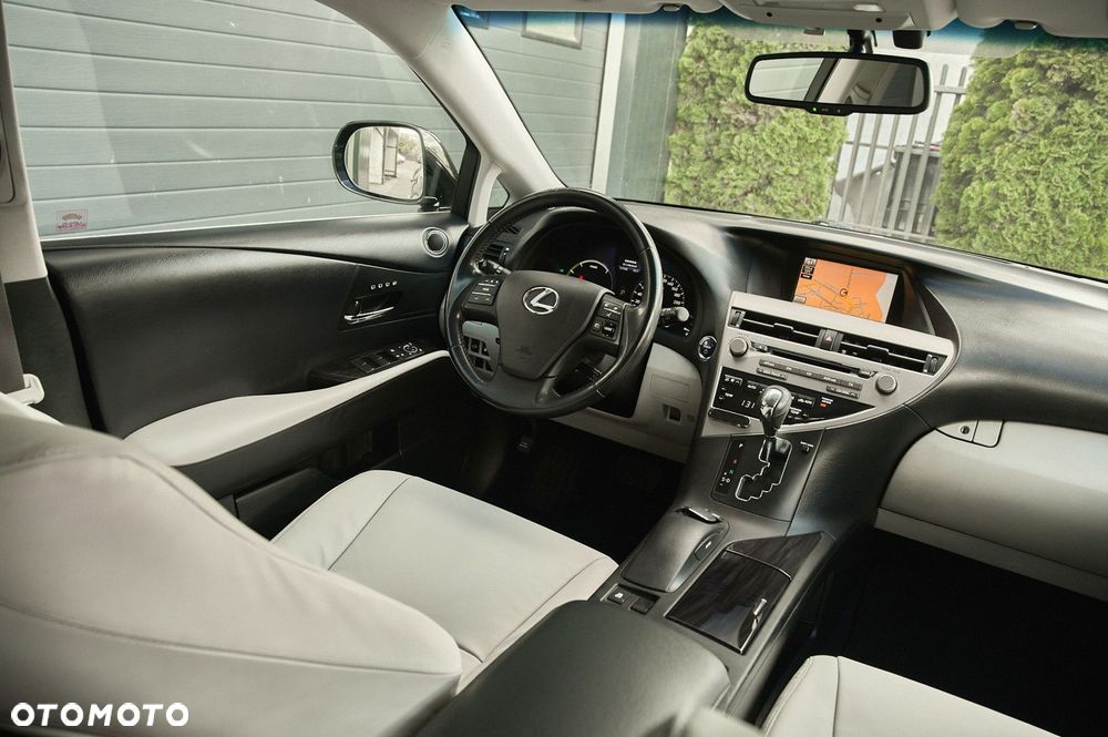 Lexus RX - 21