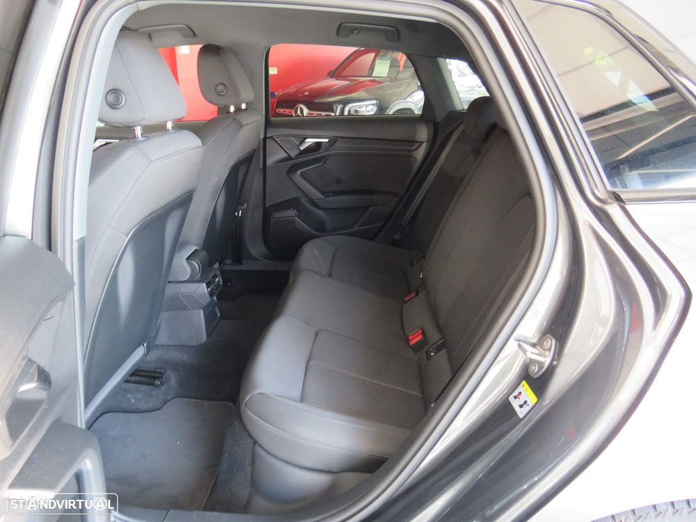 Audi A3 Sportback 35 TFSI S line S tronic - 13