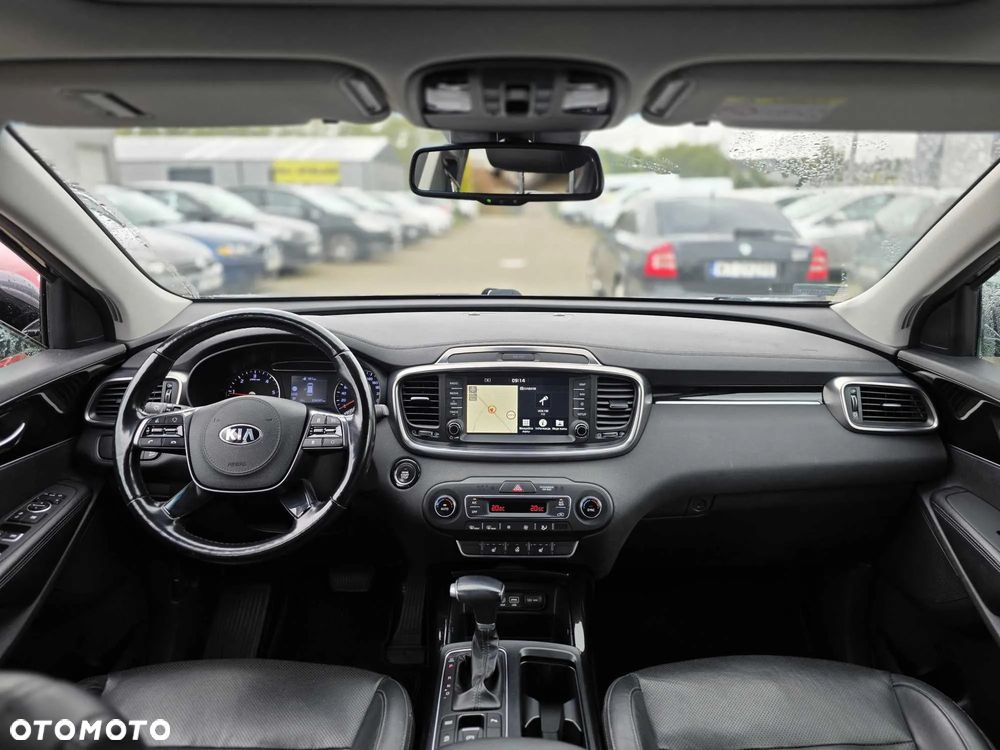 Kia Sorento - 4