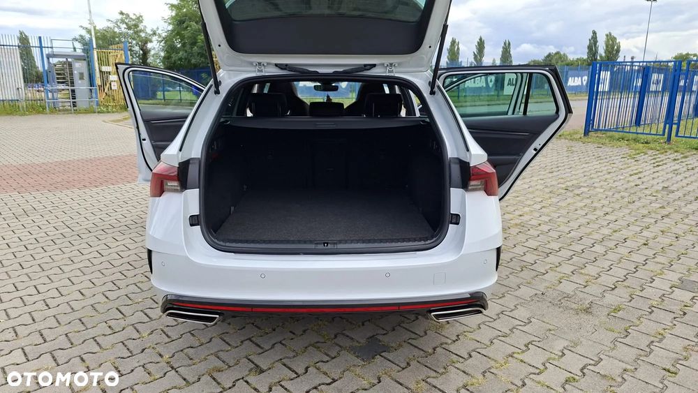 Skoda Octavia 1.4 TSI Plug-In Hybrid RS DSG - 9