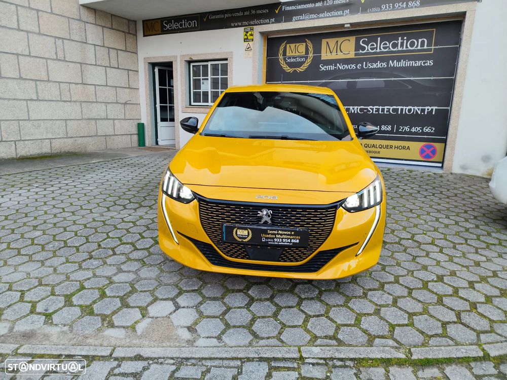 Peugeot e-208 GT - 1