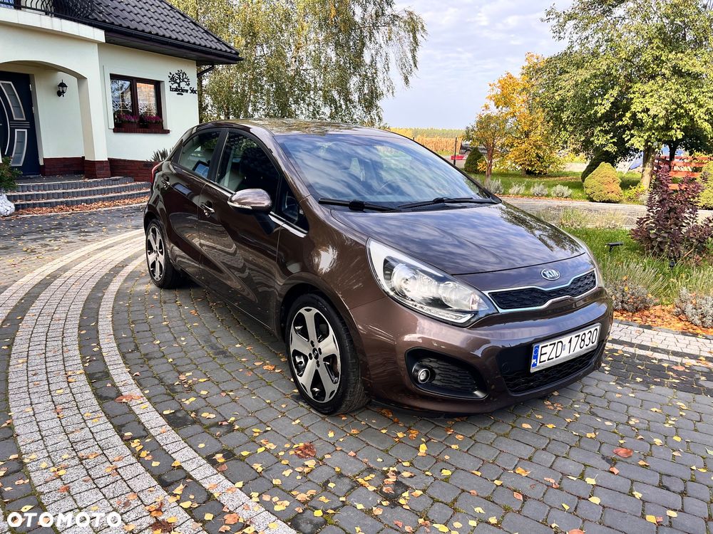 Kia Rio - 2