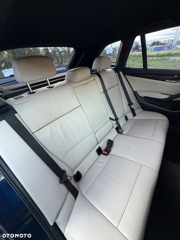 BMW X1 xDrive23d - 8