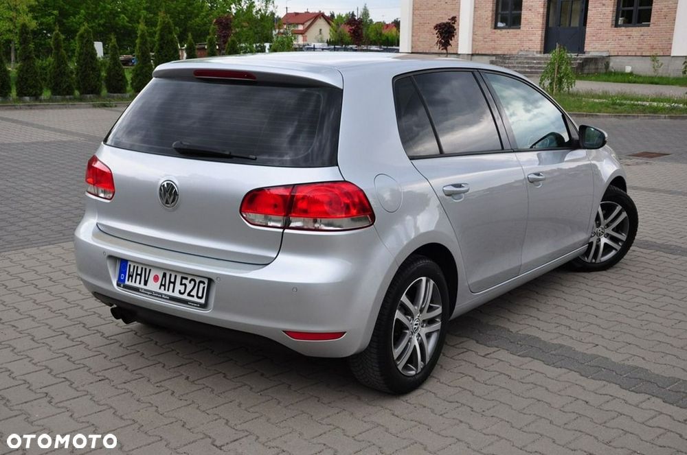 Volkswagen Golf - 18
