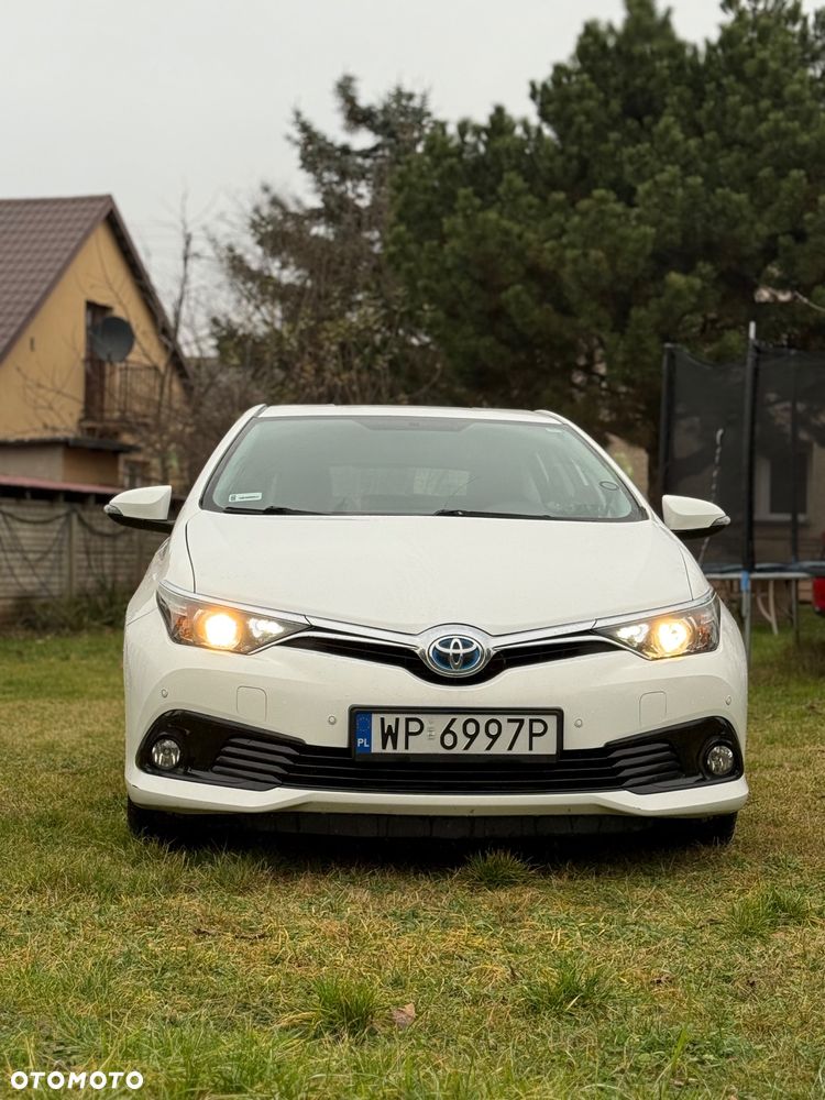 Toyota Auris 1.8 HSD Luna - 4