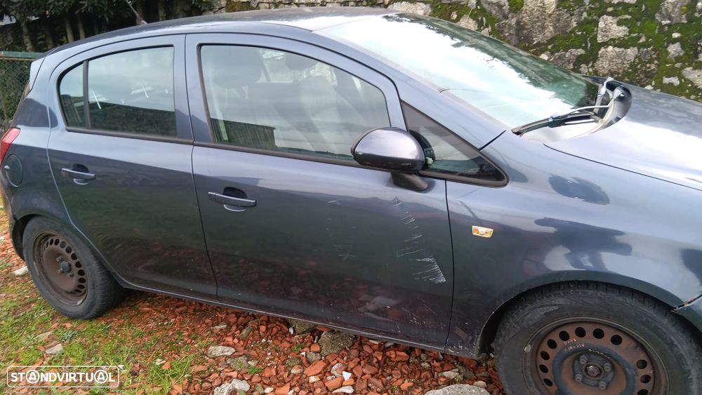 Opel Corsa 1.3 CDTI inTouch EcoFLEX - 2