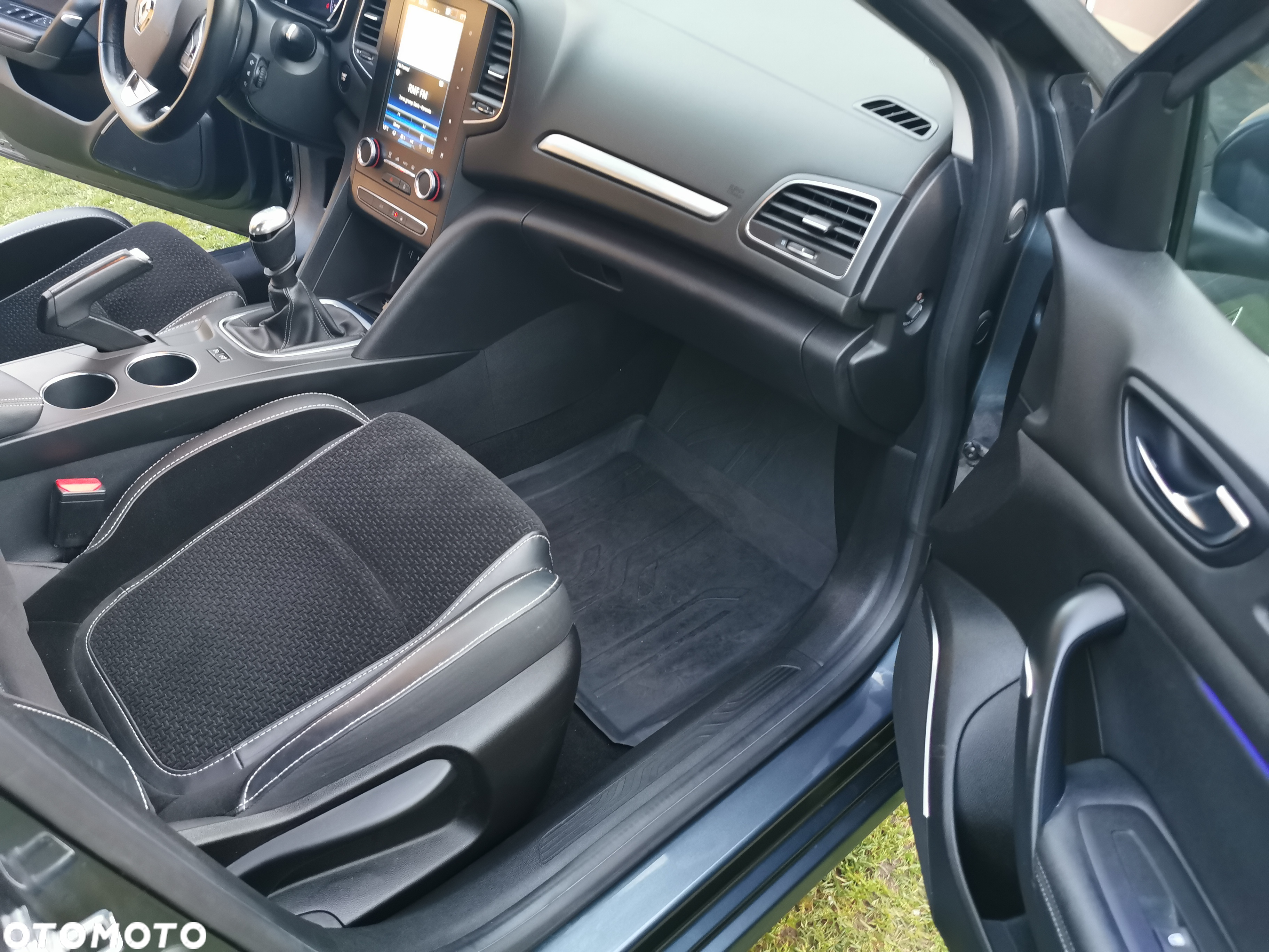 Renault Megane 1.5 Blue dCi Intens - 24