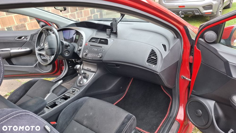 Honda Civic 1.8 TypeS - 11