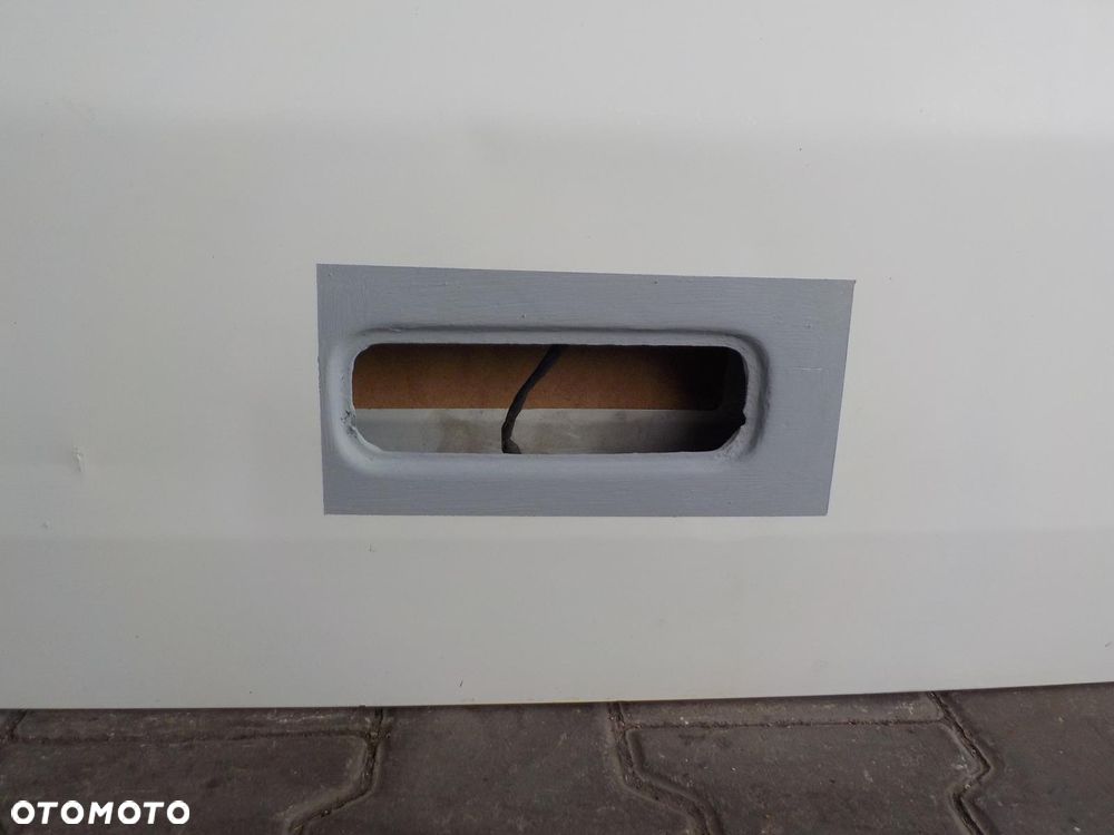 VW T5 KLAPA TYŁ TYLNA Z SZYBĄ - 5