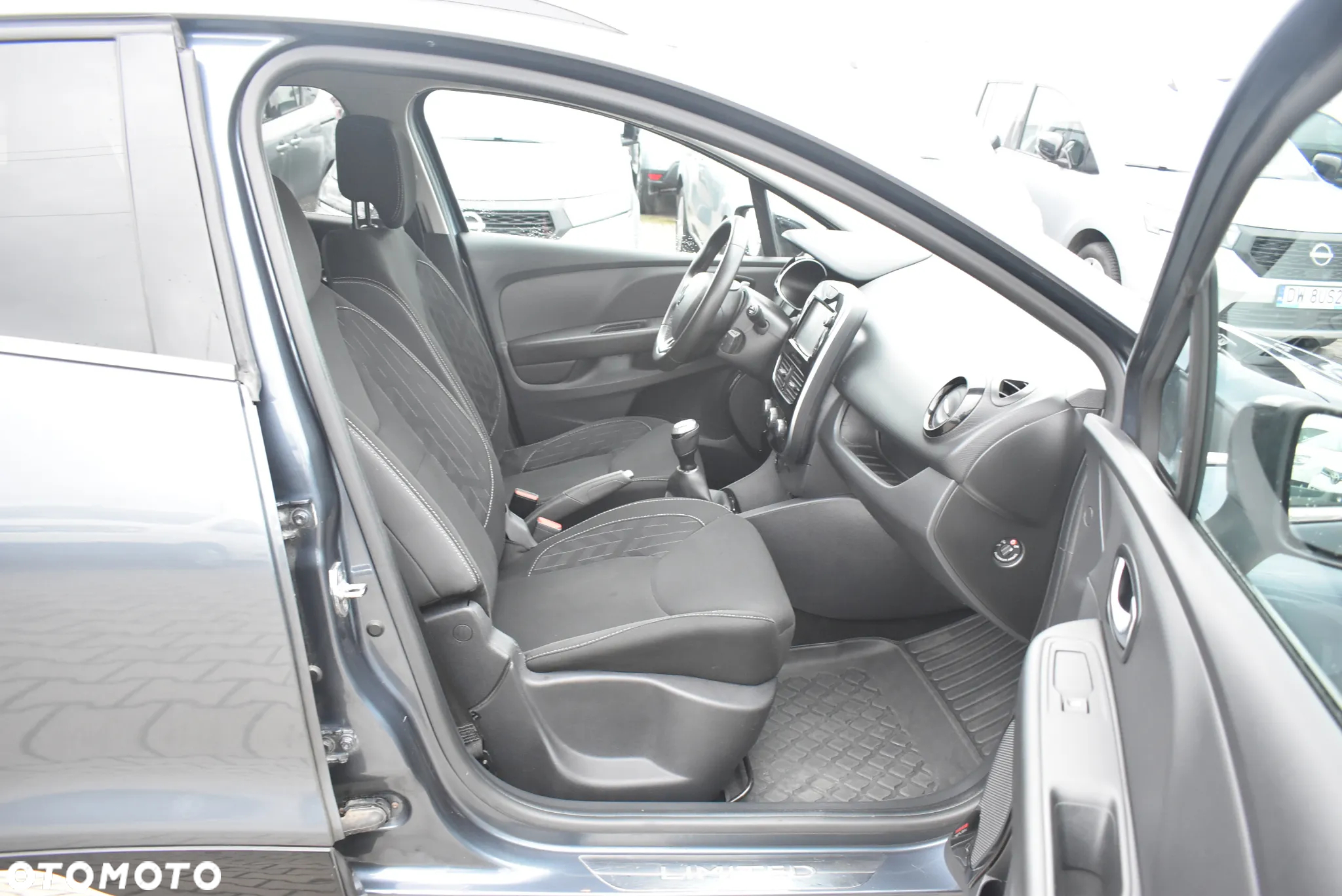 Renault Clio 1.5 dCi Energy Limited - 17