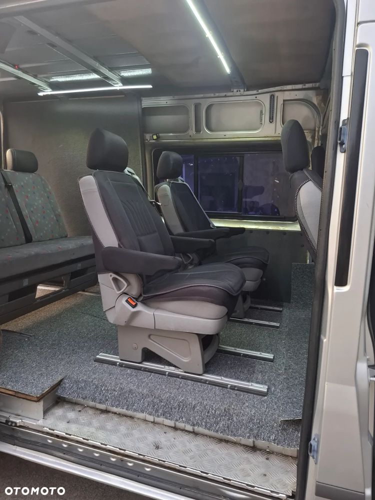 Ford Transit - 24