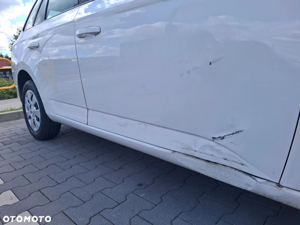 Skoda Fabia 1.0 TSI Active - 8