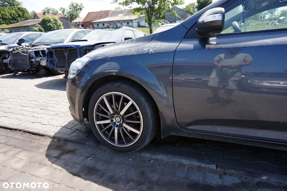 MASKA ZDERZAK BŁOTNIKI LAMPY CEED I LIFT 5K  KIA 2009-2012 CZARNY PRZÓD KOMPLETNY - 9