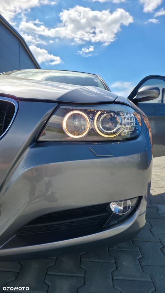 BMW Seria 3 - 34