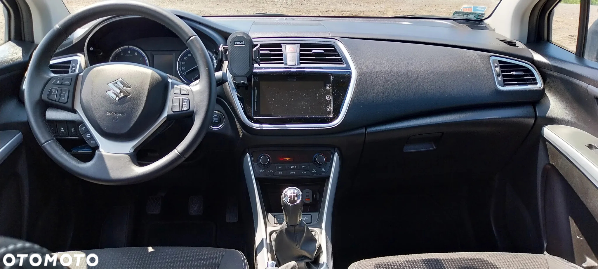 Suzuki SX4 S-Cross 1.0 T Premium - 5