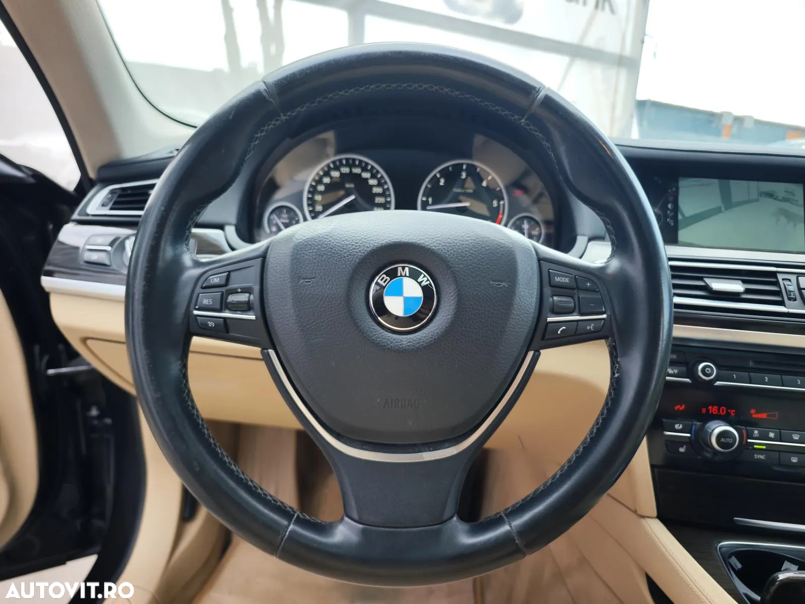 BMW Seria 7 730d BluePerformance Edition Exclusive - 29