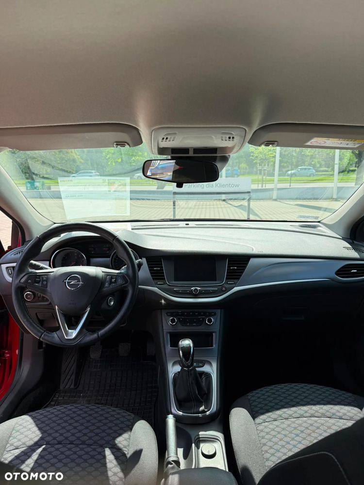 Opel Astra 1.2 T Business Elegance S&S - 10