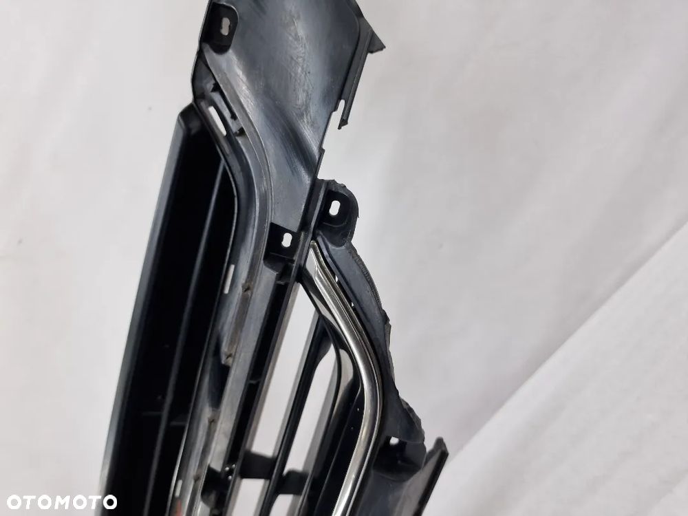 HONDA CR-V CRV CR V III LIFT 09-11 ATRAPA PRZEDNIA PRZÓD / GRILL , NR 71121-SWW-E311-M1 / 71121-SWW-E511-M1 , NR AUKCJI NG522 - 13