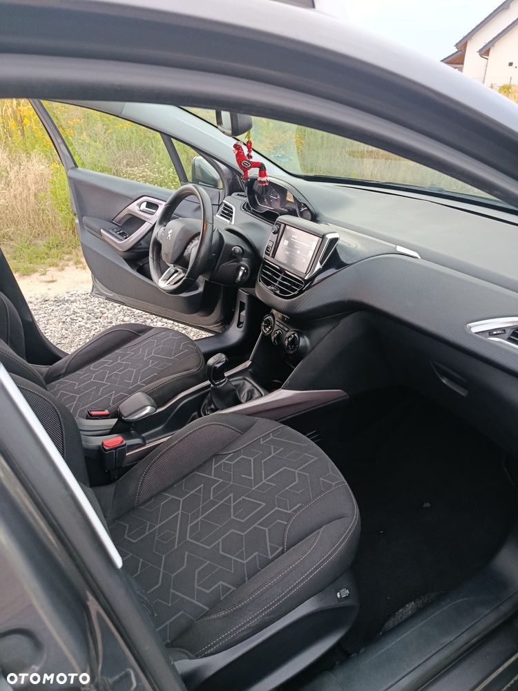 Peugeot 2008 - 7