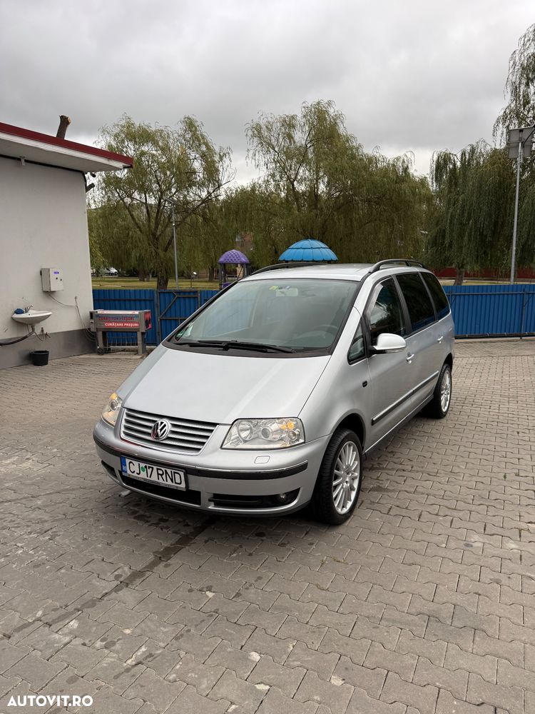 Volkswagen Sharan 1.9 TDI Comfortline - 1