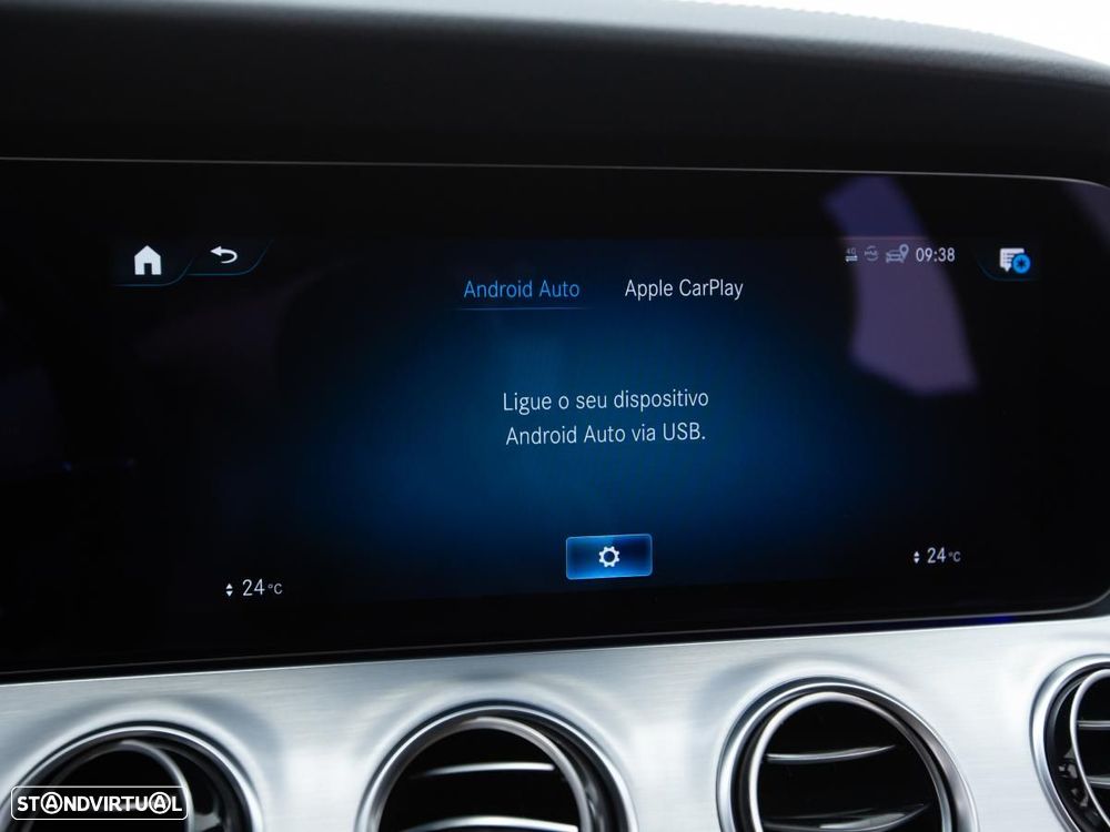 Mercedes-Benz E 300 de AMG Line - 30