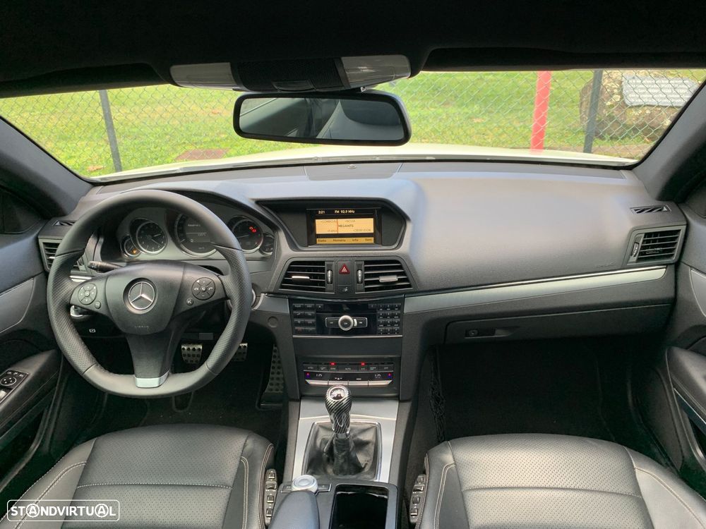 Mercedes-Benz E 220 CDi Avantgarde BlueEfficiency - 49