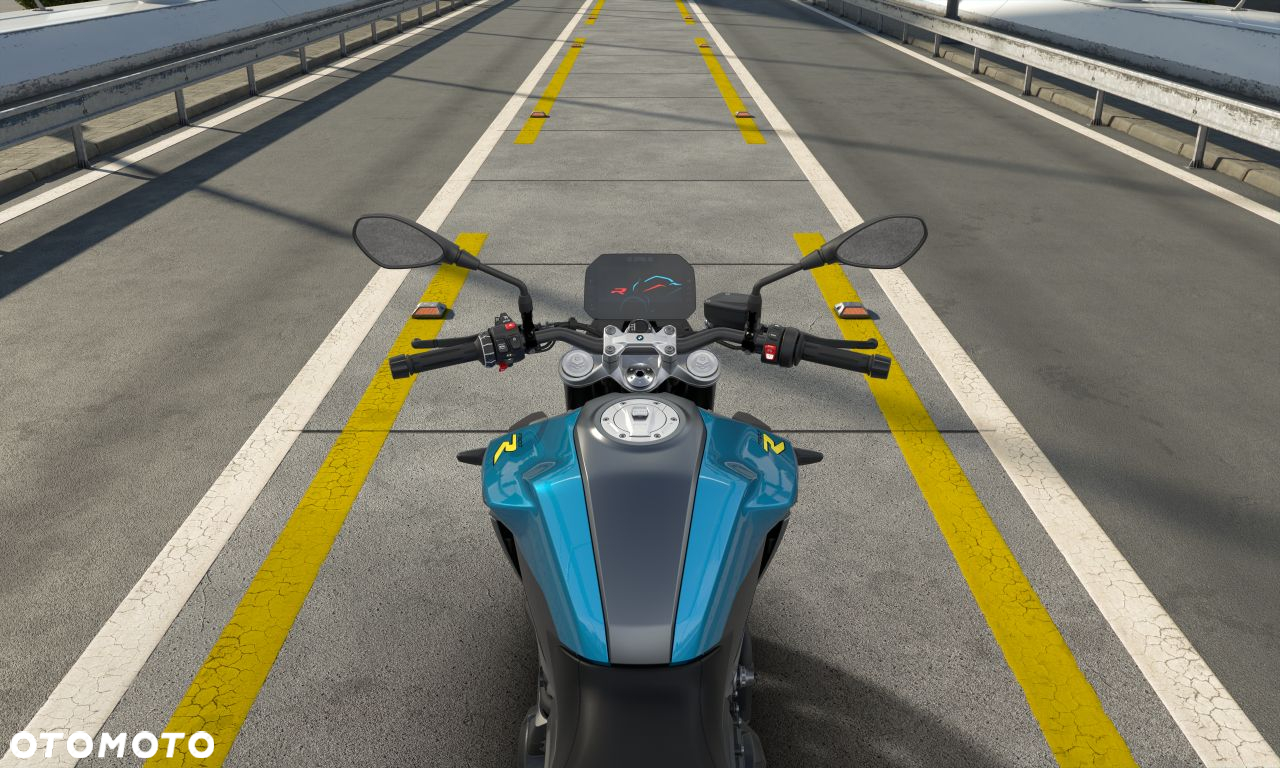 BMW F - 5