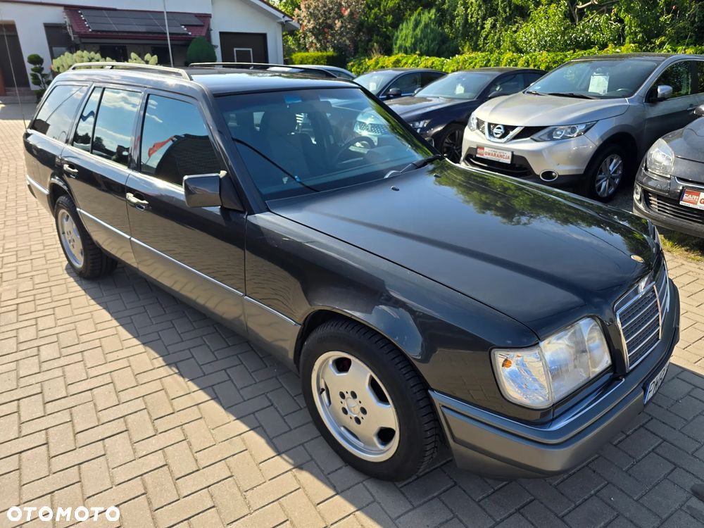 Mercedes-Benz Klasa E - 2