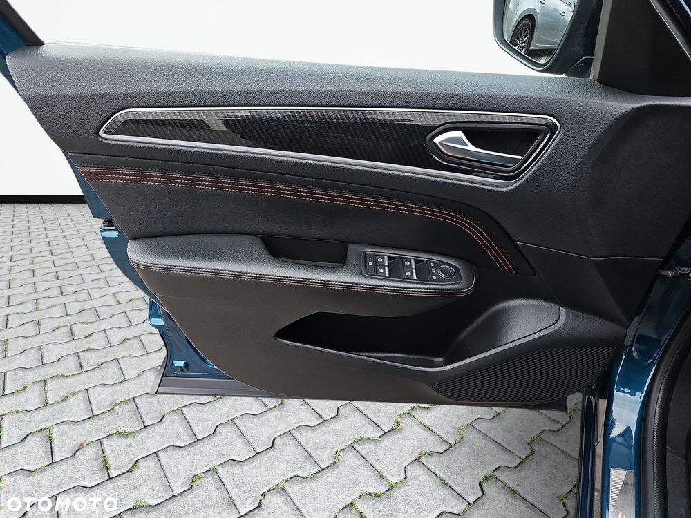 Renault Arkana 1.6 E-TECH R.S Line MMT - 12