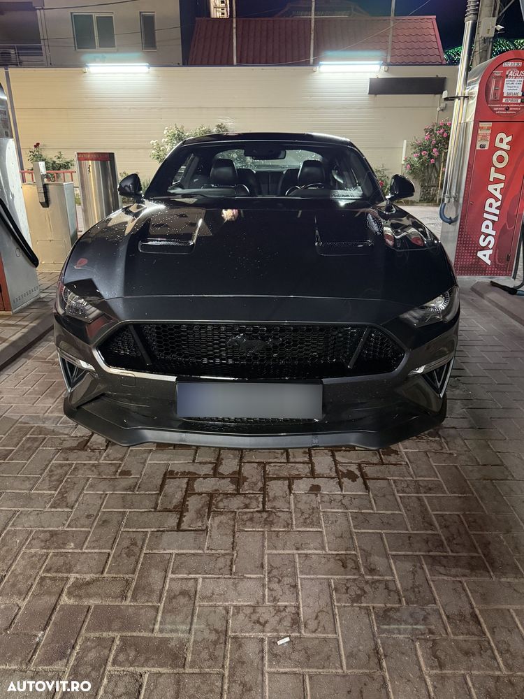 Ford Mustang - 8