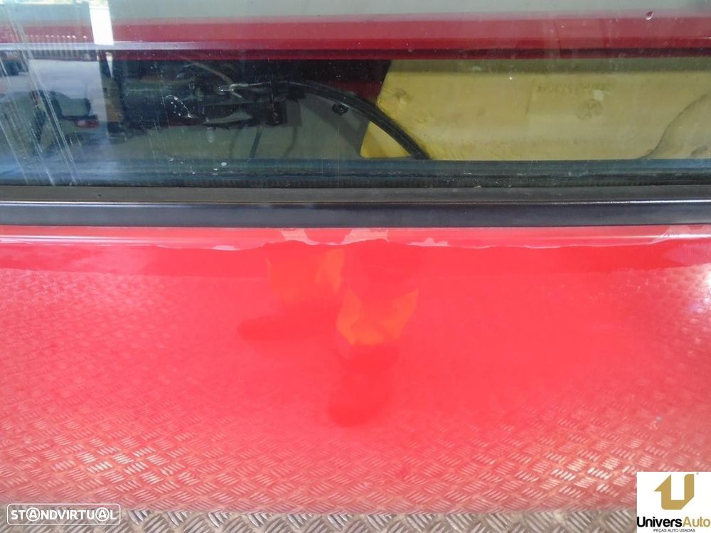 PORTA FRONTAL ESQUERDA VOLKSWAGEN NEW BEETLE 2005 -1C0831051N - 4