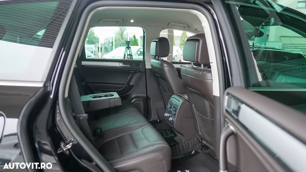 Volkswagen Touareg 3.0 V6 TDI BMT - 35