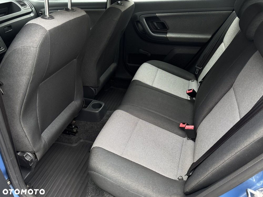 Skoda Fabia 1.2 TSI Active - 11
