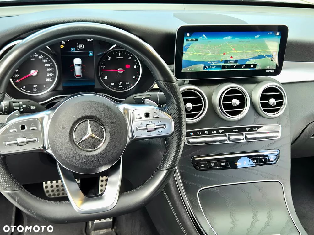 Mercedes-Benz GLC 200 d 4-Matic Business Edition - 24