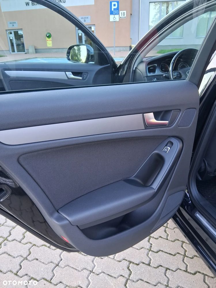 Audi A4 Avant - 12