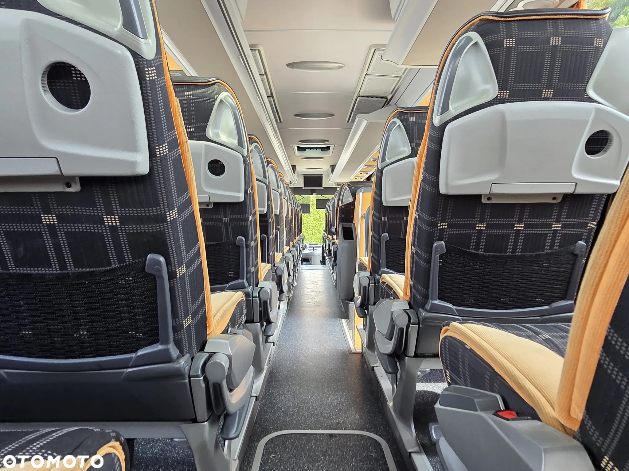 Mercedes-Benz TOURISMO RHD-L 14 METRÓW/ 61 MIEJSC LUXLINE / WC - 33