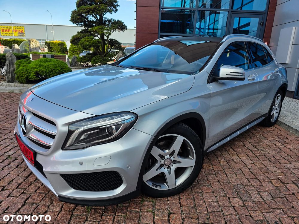 Mercedes-Benz GLA 220 CDI 4Matic 7G-DCT AMG Line - 19