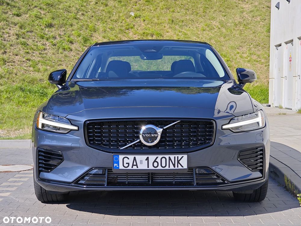Volvo S60 T8 Recharge AWD Plus Dark - 2