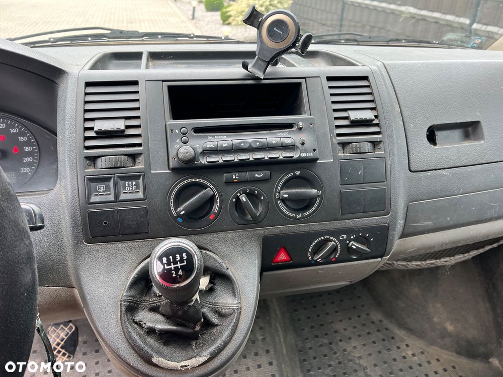 Volkswagen Transporter L2H1 - 12
