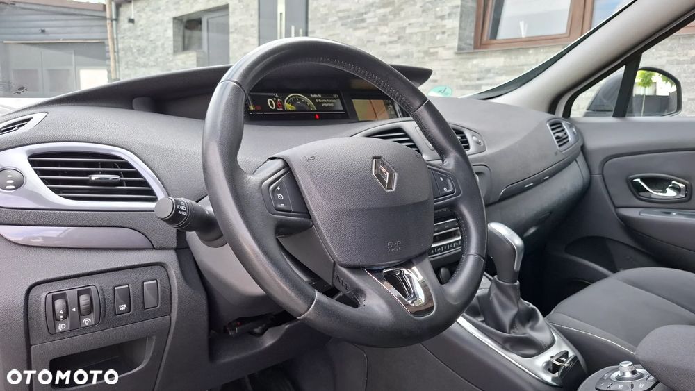 Renault Grand Scenic dCi 110 EDC LIMITED - 19