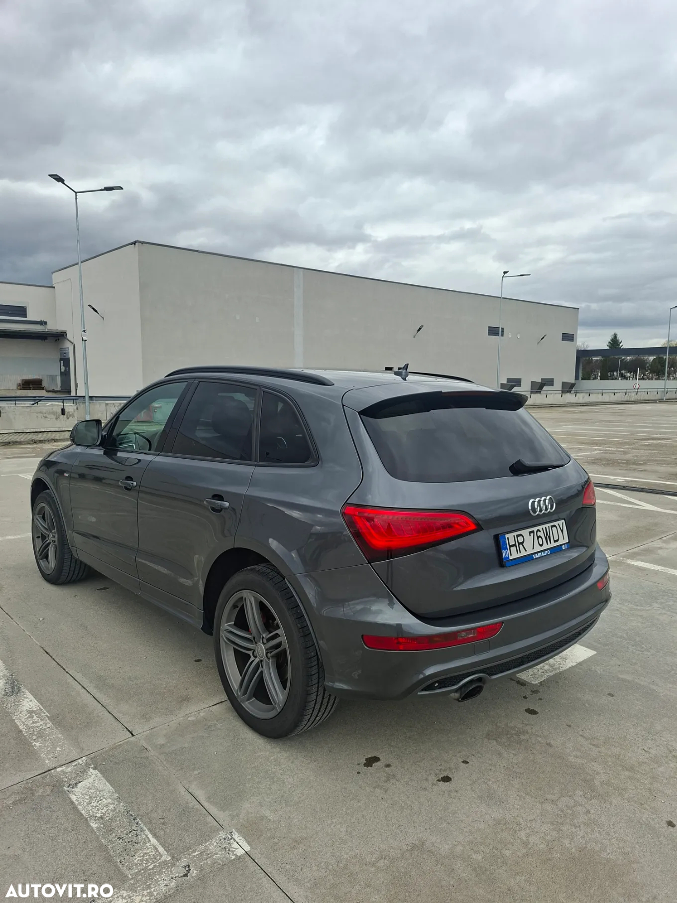 Audi Q5 2.0 40 TDI quattro S tronic Sport - 5