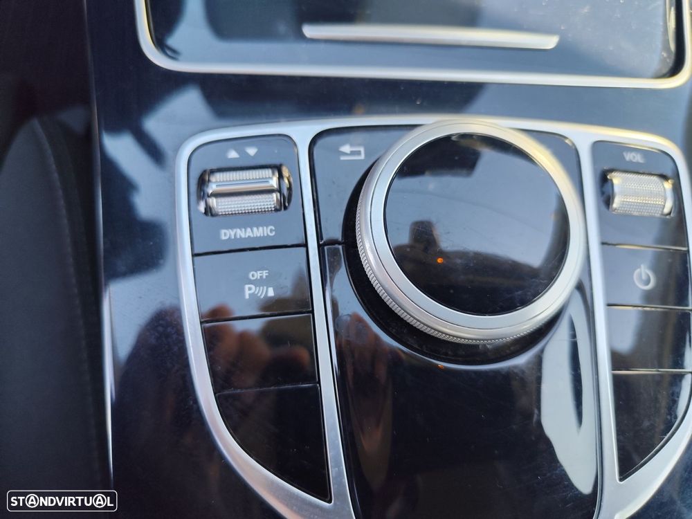 Mercedes-Benz C 300 h Avantgarde - 19