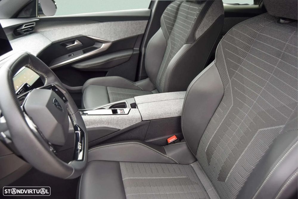 Peugeot E-3008 73 kWh GT - 23