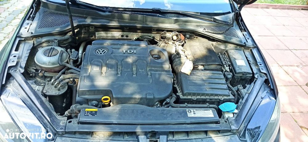 Volkswagen Golf - 18