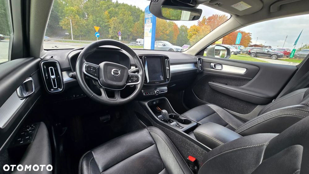 Volvo XC 40 T5 Plug-In Hybrid Momentum Pro - 11